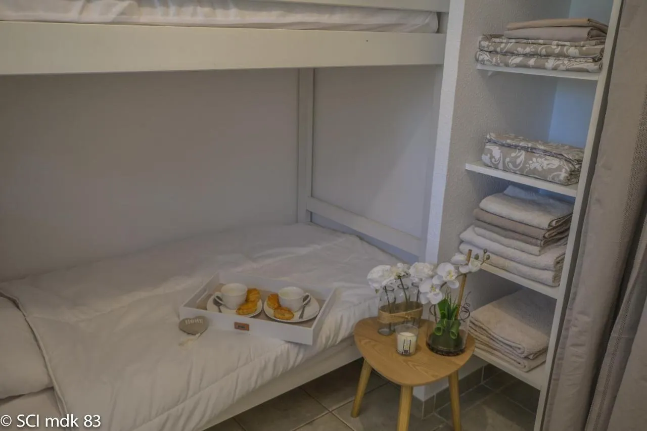 Apartment Sanary Sur Mer, Soleil Et Douceur III France
